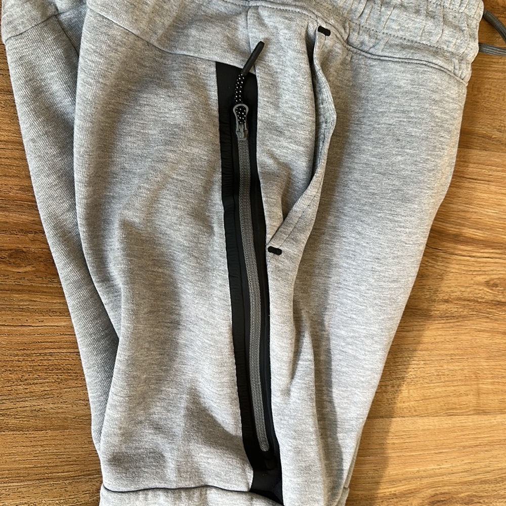 Kids Nike Tech Fleece Pants - Picture 5 of 6